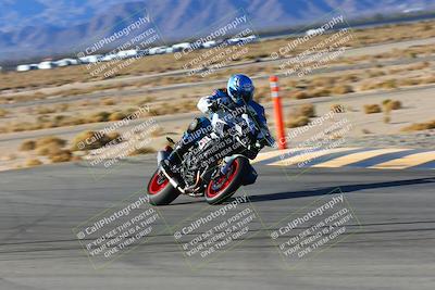 media/Jan-08-2022-SoCal Trackdays (Sat) [[1ec2777125]]/Turn 11 (215pm)/